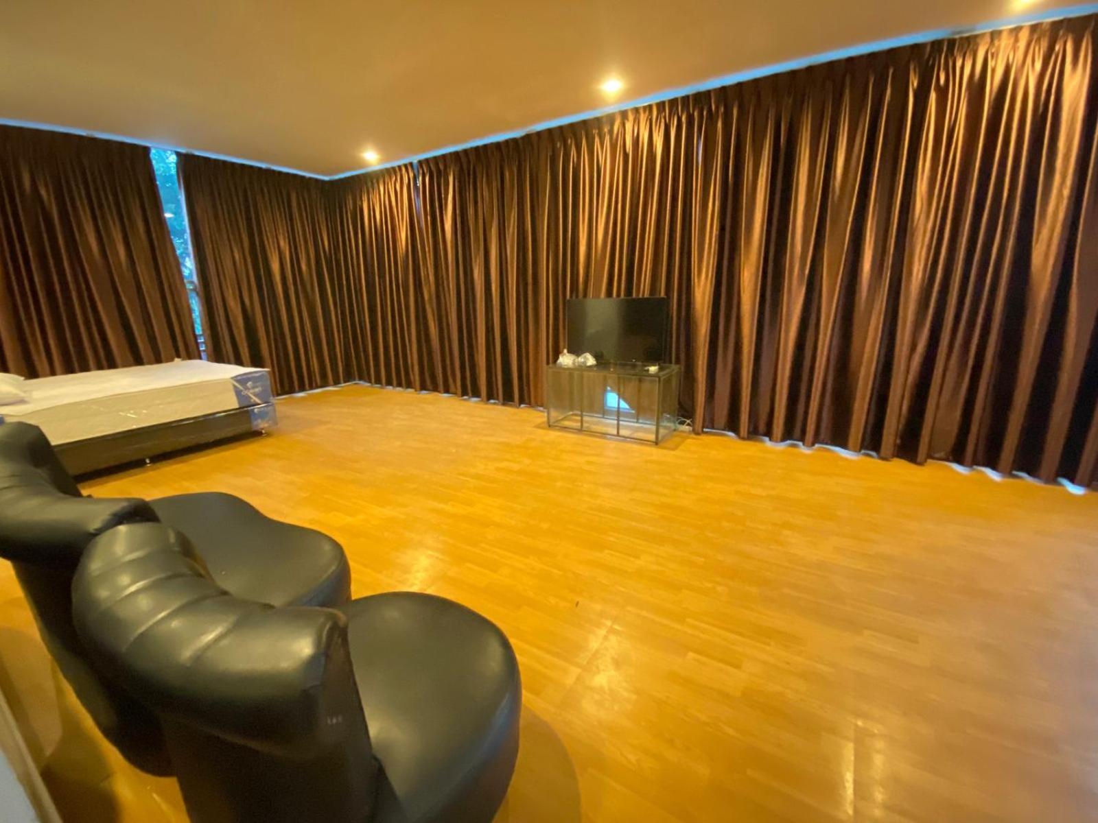 De'Tonga Hotel Медан Экстерьер фото