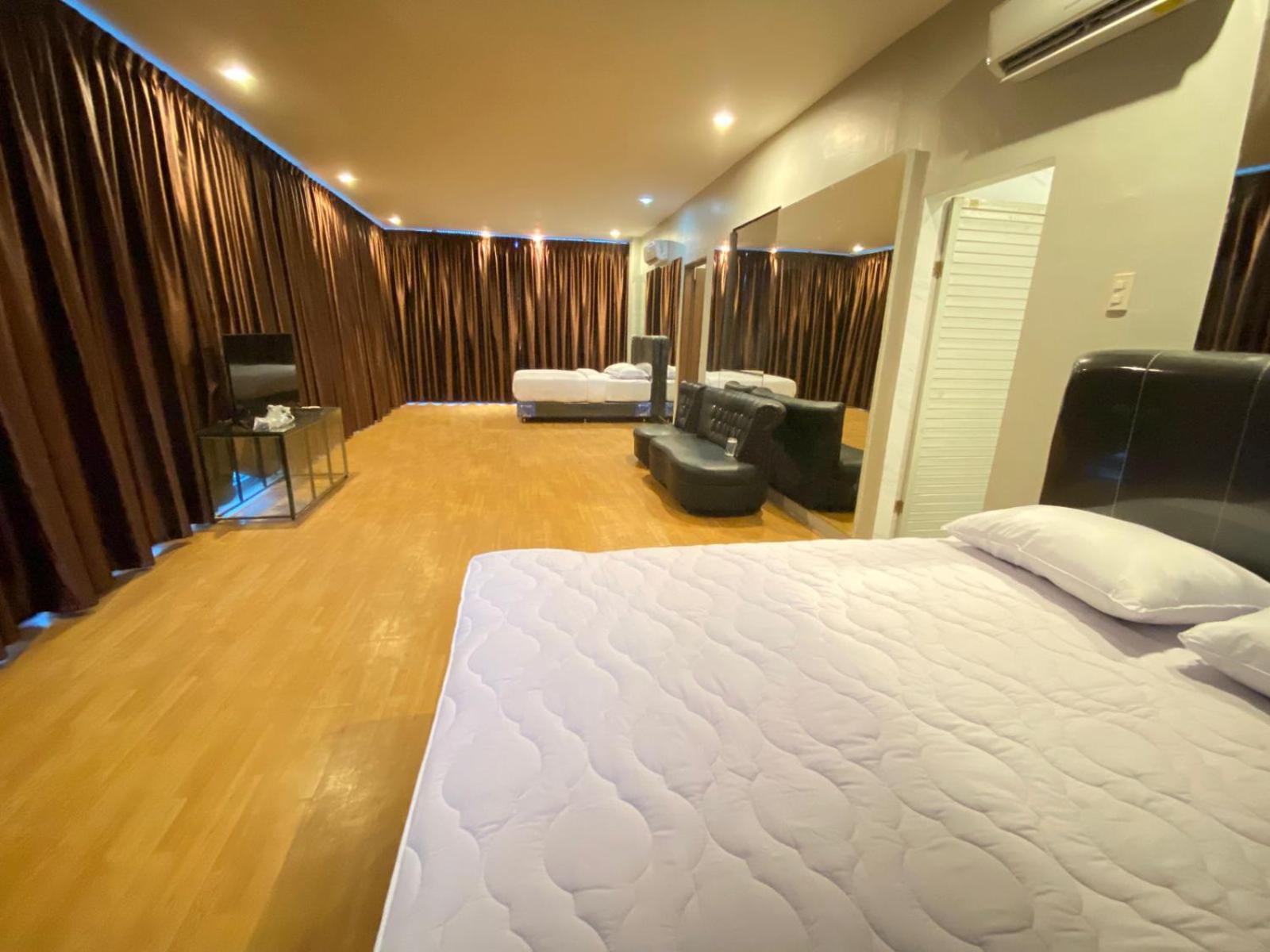 De'Tonga Hotel Медан Экстерьер фото
