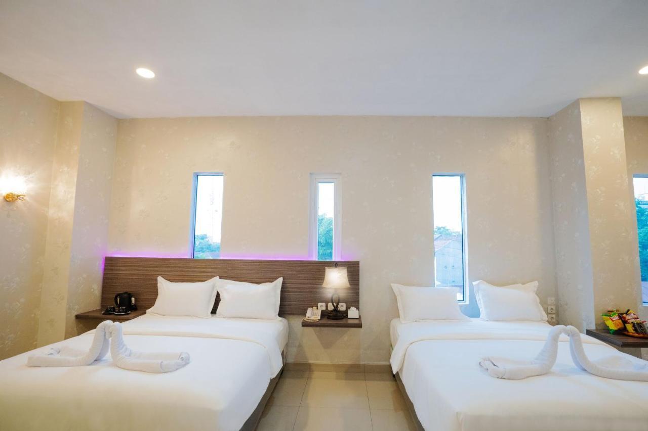 De'Tonga Hotel Медан Экстерьер фото