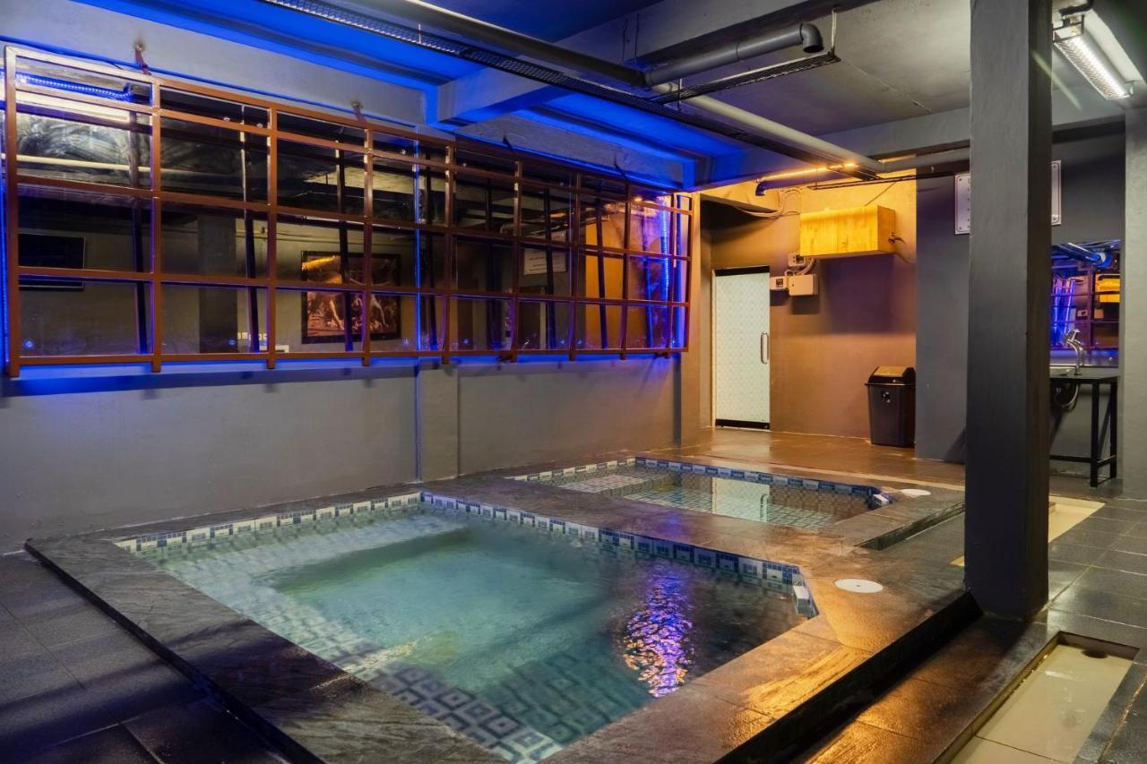 De'Tonga Hotel Медан Экстерьер фото