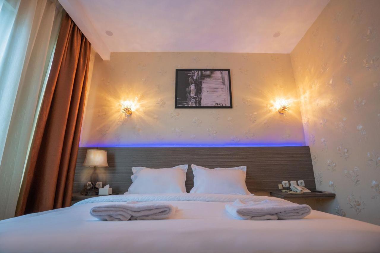 De'Tonga Hotel Медан Экстерьер фото